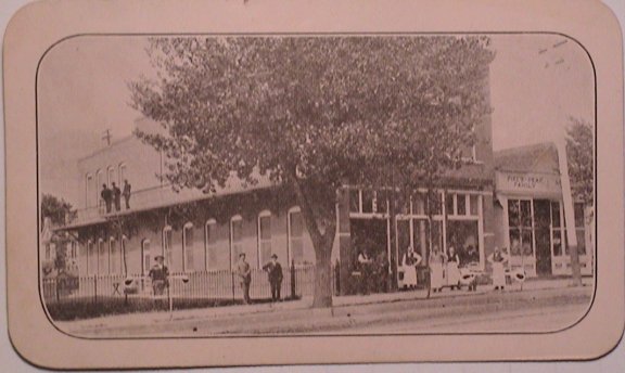 1900schmidtbuildingfront